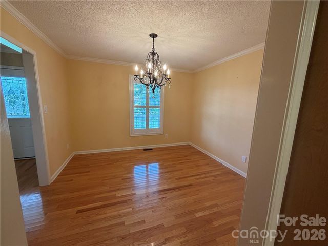 2928 Palmer Drive NE, Conover, NC 28613