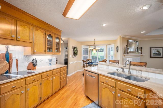 2928 Palmer Drive NE, Conover, NC 28613