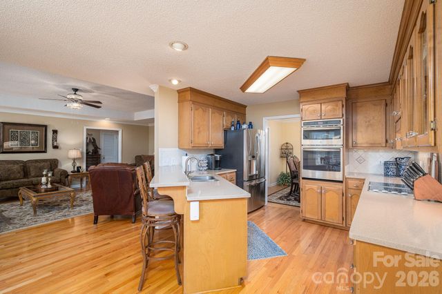 2928 Palmer Drive NE, Conover, NC 28613