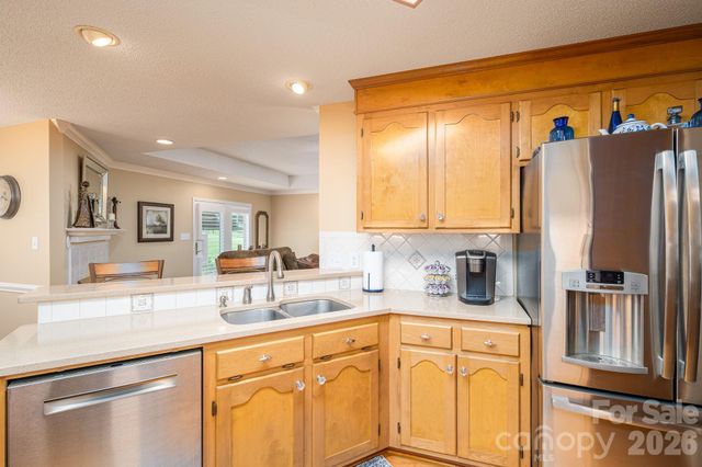 2928 Palmer Drive NE, Conover, NC 28613