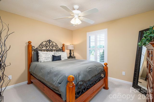 2928 Palmer Drive NE, Conover, NC 28613
