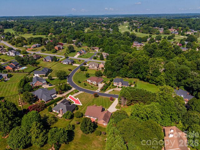 2928 Palmer Drive NE, Conover, NC 28613