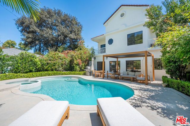 4475 Stern Avenue, Sherman Oaks, CA 91423