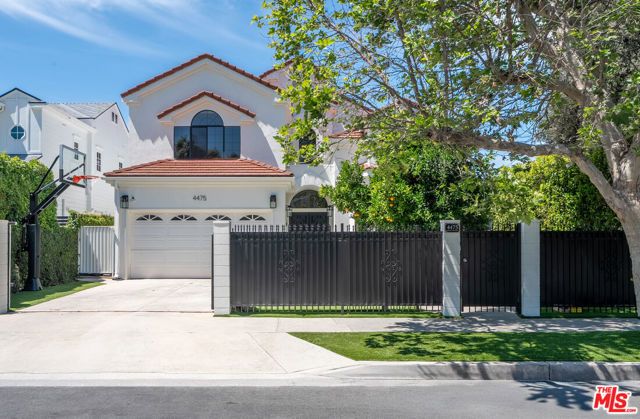4475 Stern Avenue, Sherman Oaks, CA 91423