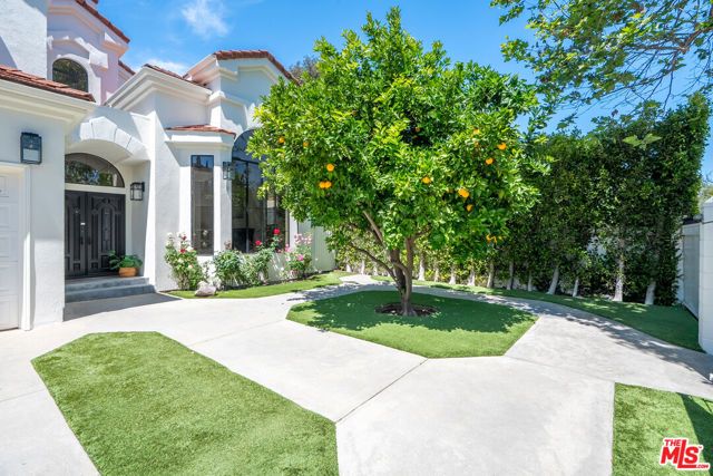 4475 Stern Avenue, Sherman Oaks, CA 91423