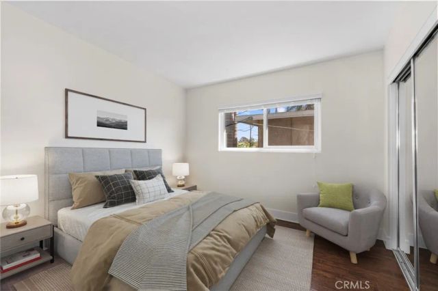 271 16th Pl D, Costa Mesa, CA 92627