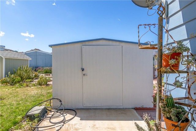 15940 Stoddard Wells Road 102, Victorville, CA 92395