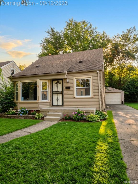 15845 Hubbell Street, Detroit, MI 48227