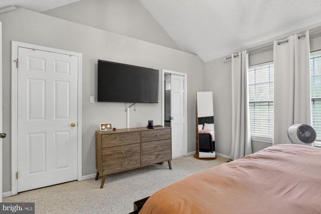 313 SAGE LN, Philadelphia, PA 19128