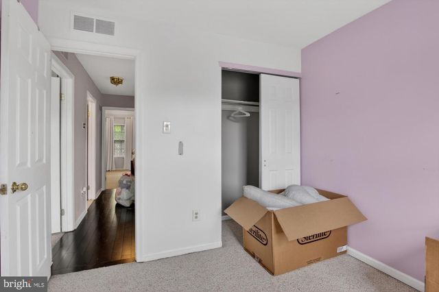 313 SAGE LN, Philadelphia, PA 19128