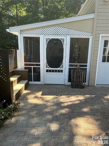 114 Ashford Drive, Olin, NC 28660
