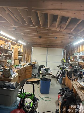 114 Ashford Drive, Olin, NC 28660