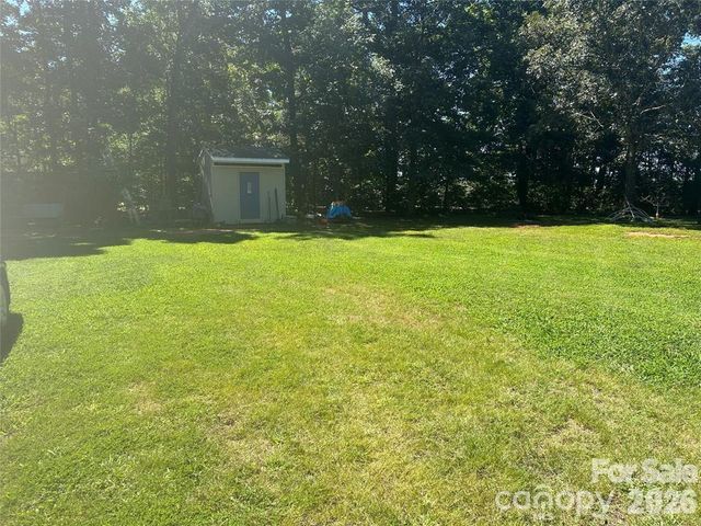 114 Ashford Drive, Olin, NC 28660