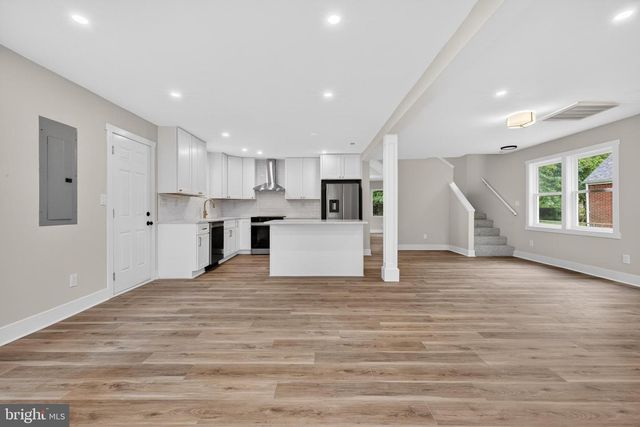 6811 SHEPHERD ST, Hyattsville, MD 20784