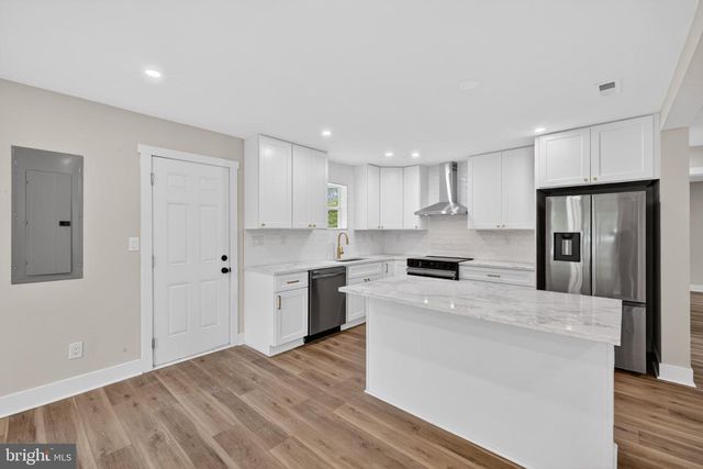 6811 SHEPHERD ST, Hyattsville, MD 20784