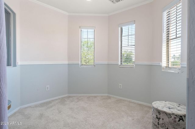 82 W RAVEN Drive, Chandler, AZ 85286