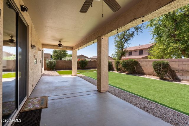82 W RAVEN Drive, Chandler, AZ 85286