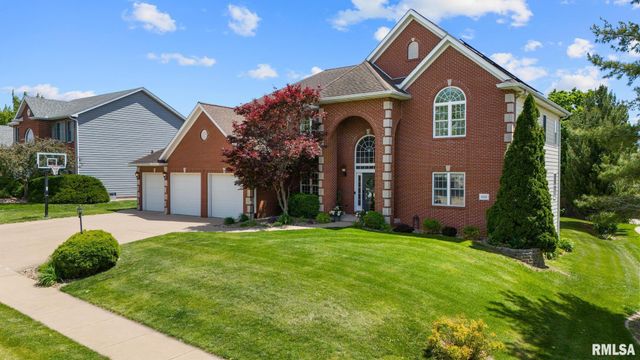 4902 N WEAVERRIDGE Boulevard, Peoria, IL 61615