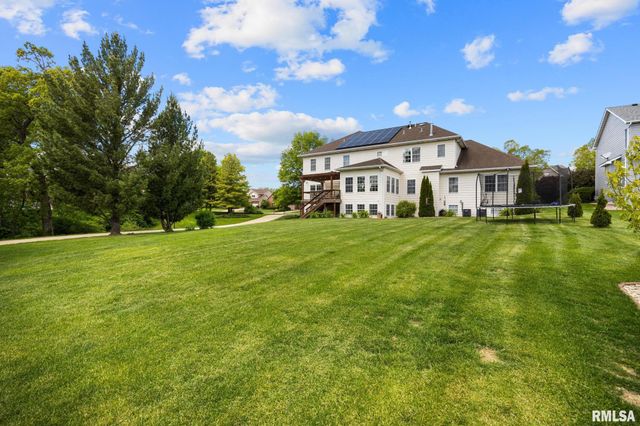 4902 N WEAVERRIDGE Boulevard, Peoria, IL 61615