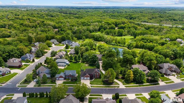 4902 N WEAVERRIDGE Boulevard, Peoria, IL 61615