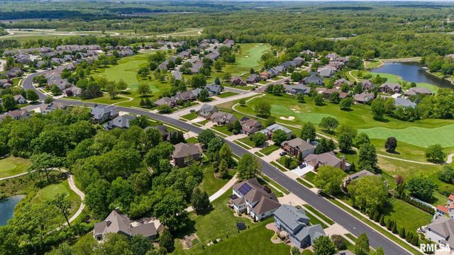 4902 N WEAVERRIDGE Boulevard, Peoria, IL 61615