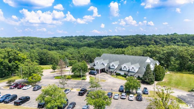 4902 N WEAVERRIDGE Boulevard, Peoria, IL 61615