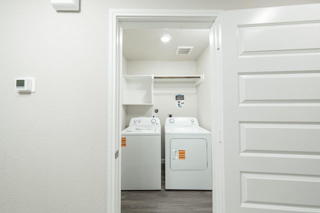 8132 Alpine Bearberry Drive, Houston, TX 77016