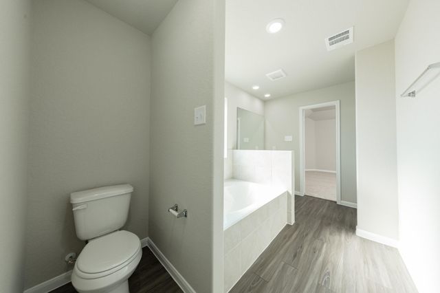 8132 Alpine Bearberry Drive, Houston, TX 77016