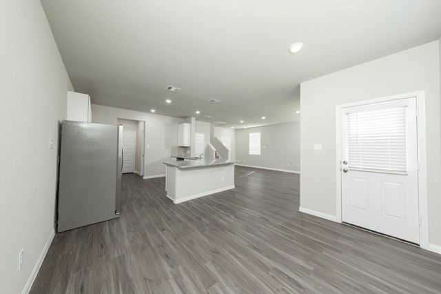 8132 Alpine Bearberry Drive, Houston, TX 77016