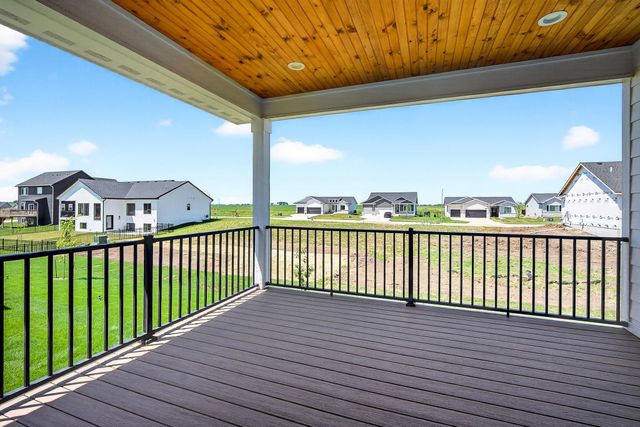 355 NW Red Oak Drive, Waukee, IA 50263
