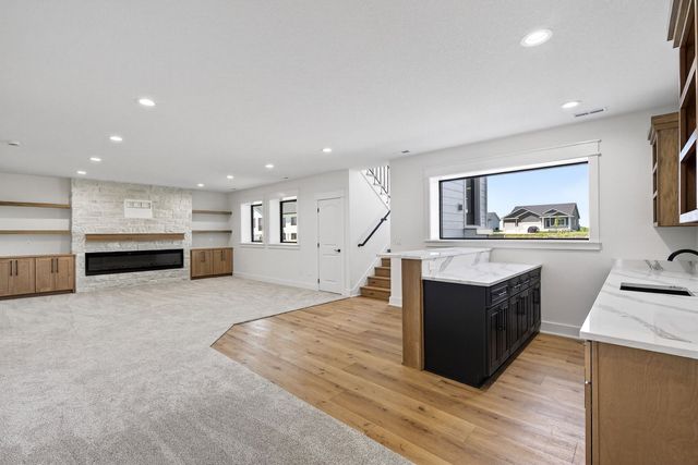 355 NW Red Oak Drive, Waukee, IA 50263