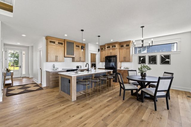 355 NW Red Oak Drive, Waukee, IA 50263