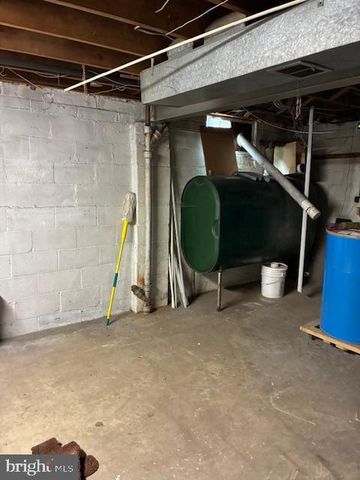 971 PARK DR, Pottstown, PA 19464