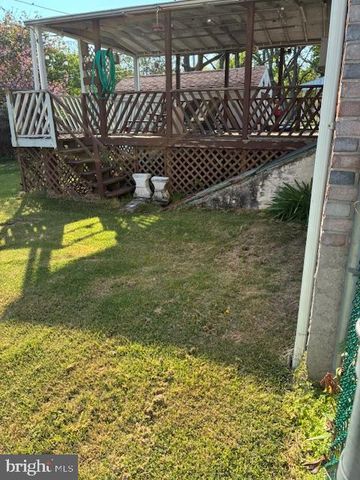 971 PARK DR, Pottstown, PA 19464