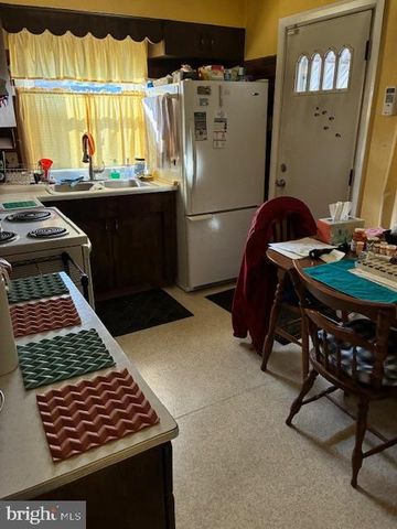 971 PARK DR, Pottstown, PA 19464
