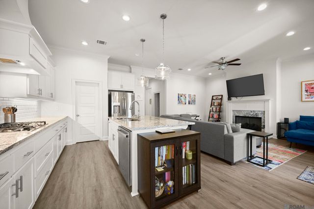 9004 Magnolia View Dr, Baton Rouge, LA 70810