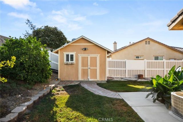 3318 W Jeanette, San Bernardino, CA 92407