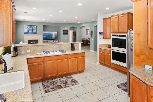 3318 W Jeanette, San Bernardino, CA 92407