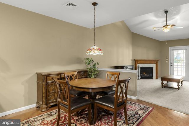 16 RUMFORD CT, Lancaster, PA 17602