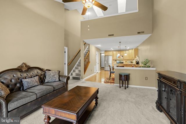 16 RUMFORD CT, Lancaster, PA 17602