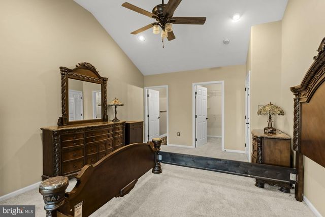 16 RUMFORD CT, Lancaster, PA 17602