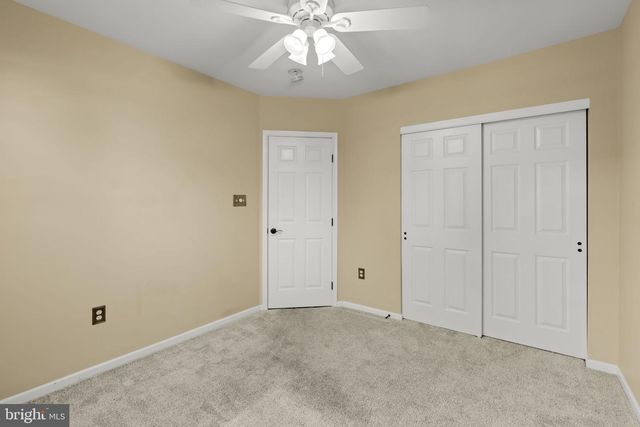 16 RUMFORD CT, Lancaster, PA 17602