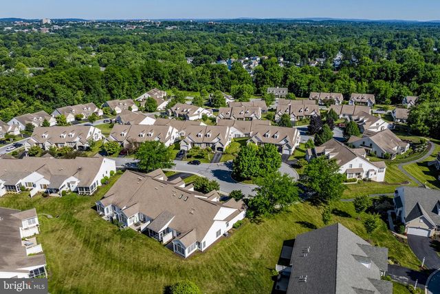 16 RUMFORD CT, Lancaster, PA 17602