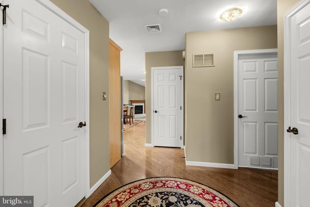 16 RUMFORD CT, Lancaster, PA 17602