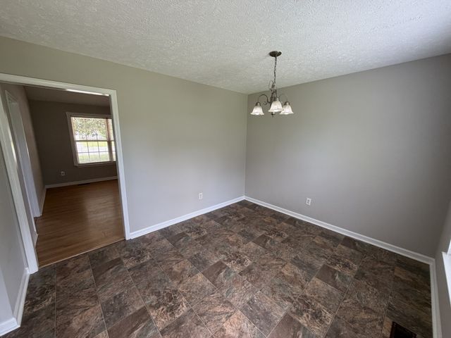 1976 Bishop Ave, Murfreesboro, TN 37127