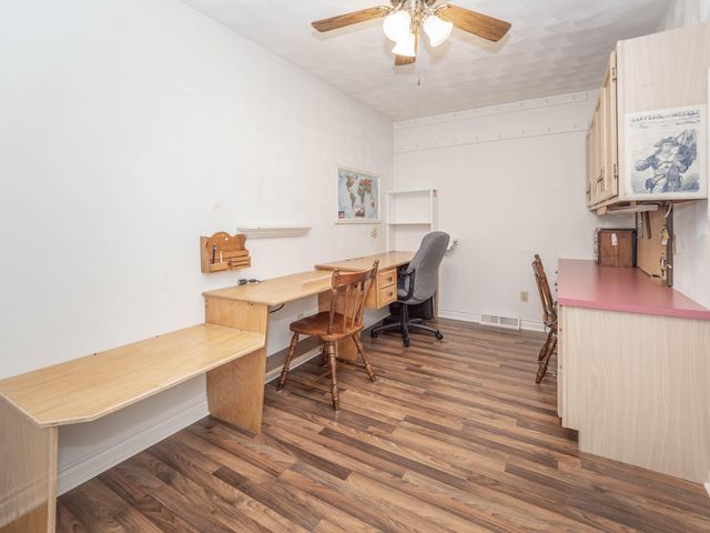 6669 W H Avenue, Oshtemo Twp, MI 49009