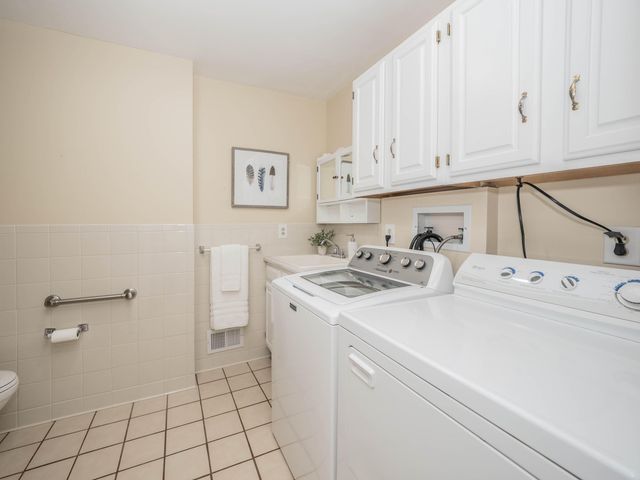6669 W H Avenue, Oshtemo Twp, MI 49009