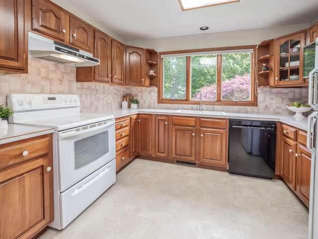 6669 W H Avenue, Oshtemo Twp, MI 49009