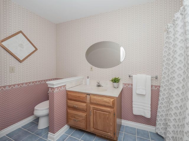 6669 W H Avenue, Oshtemo Twp, MI 49009