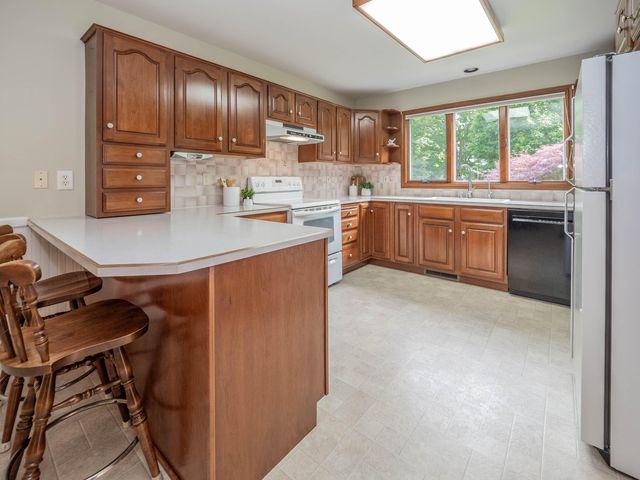 6669 W H Avenue, Oshtemo Twp, MI 49009